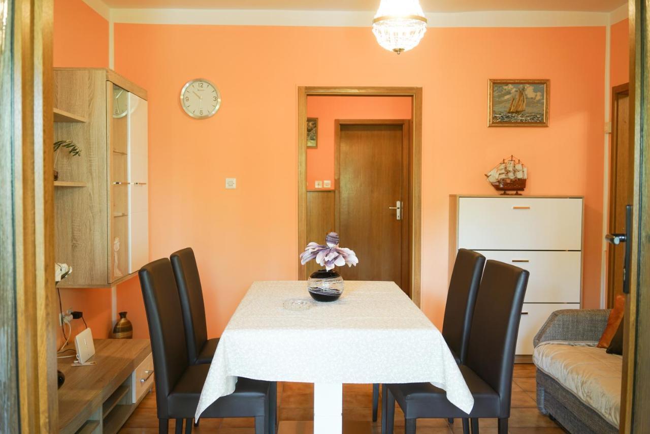 Apartments Sanja Cres Exterior photo