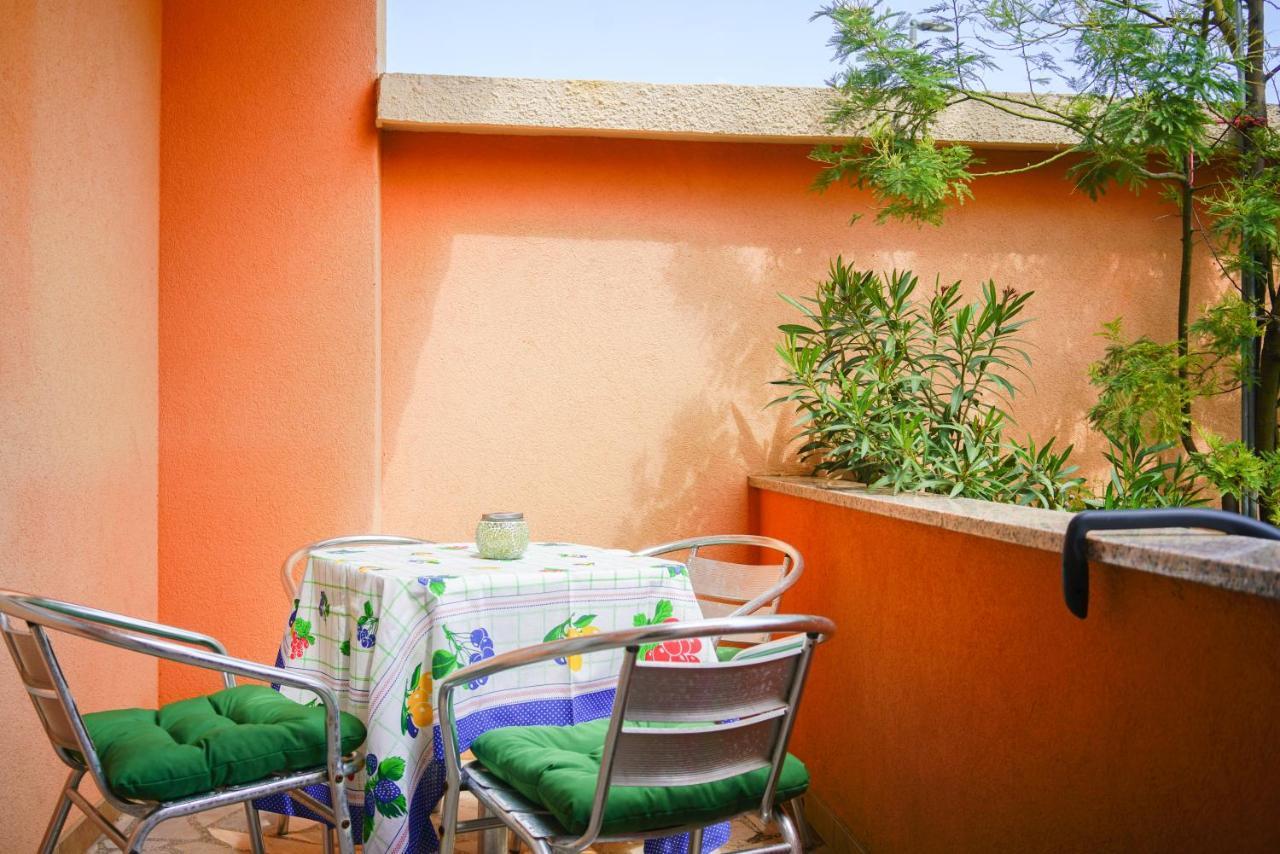 Apartments Sanja Cres Exterior photo